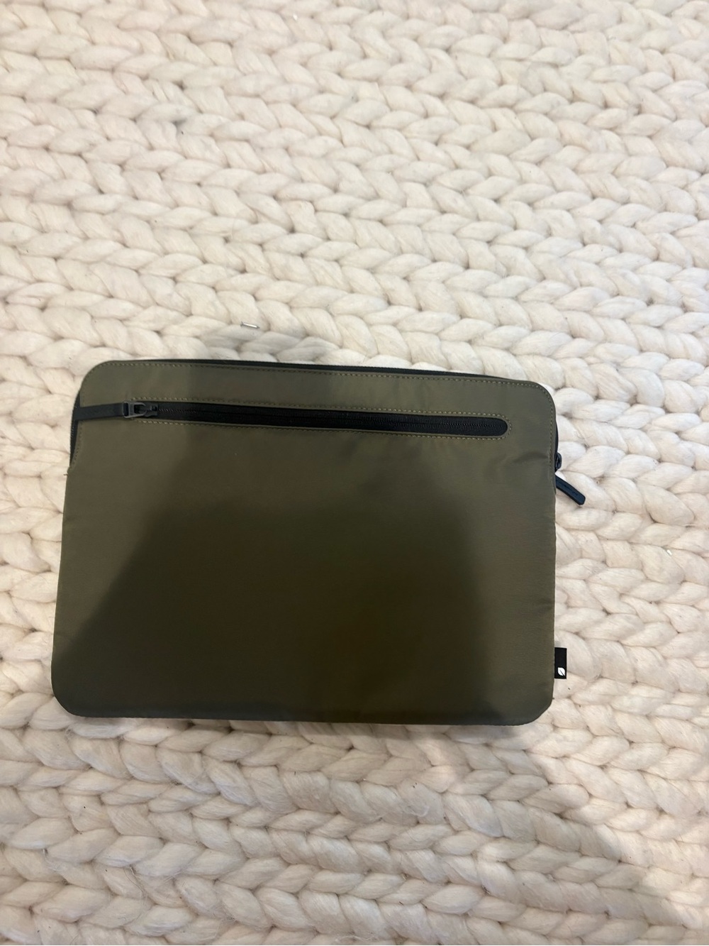 Incase Green Tech Sleeve Laptop Pouch